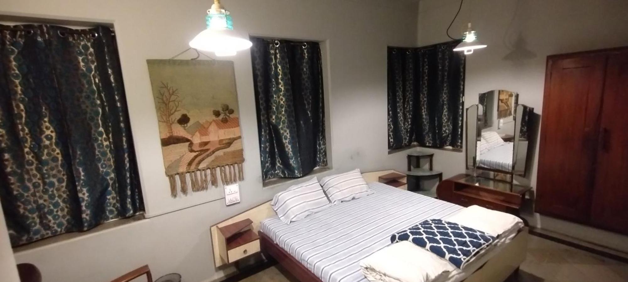Madhav Bhavan Guest House 푸네 외부 사진