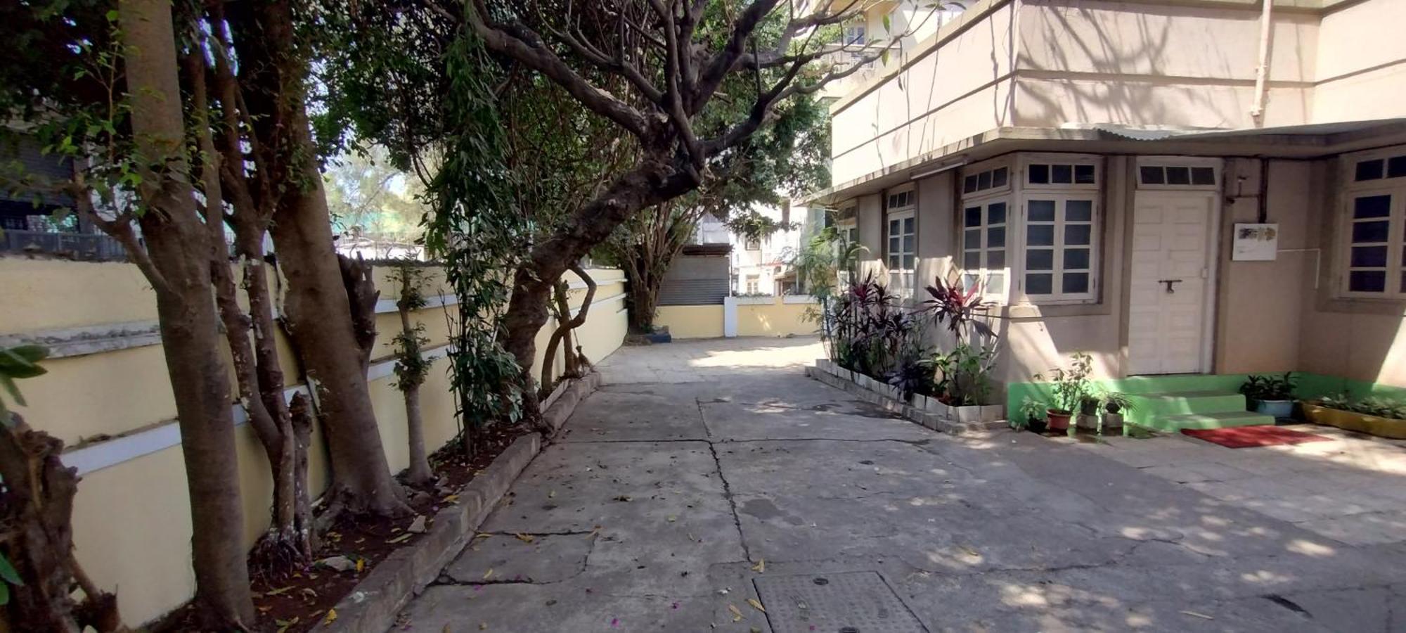 Madhav Bhavan Guest House 푸네 외부 사진